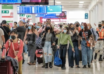 Cancun, 11 de febrero.- Este fin de semana el Aeropuerto Internacional de Cancun... Este martes rompio una vez mas la barrera de las 500 operaciones en un dia.