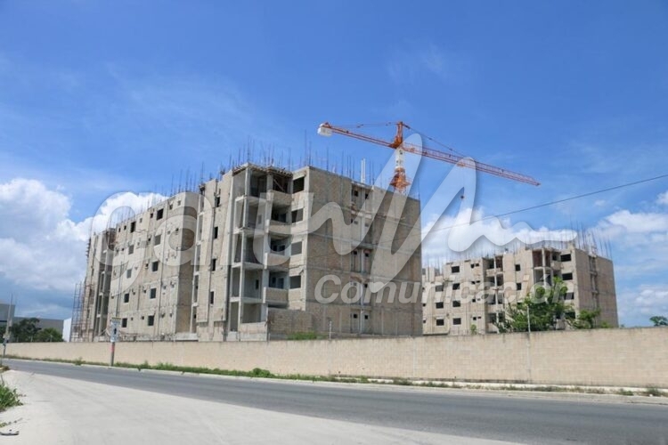 Cancun, 08 de Septiembre.-  La demanda de vivienda en Cancun cada vez es mayor, y el sector de la construccion despues de meses si generar ingresos intenta recuperarse y seguir garantizando fuentes de empleo.
