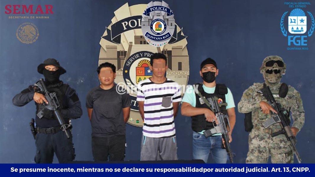 Motociclistas detenidos cuando manipulaban marihuana