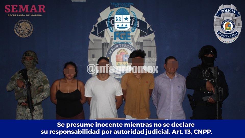 Cuatro detenidos con dos pistolas y varios tipos de drogas