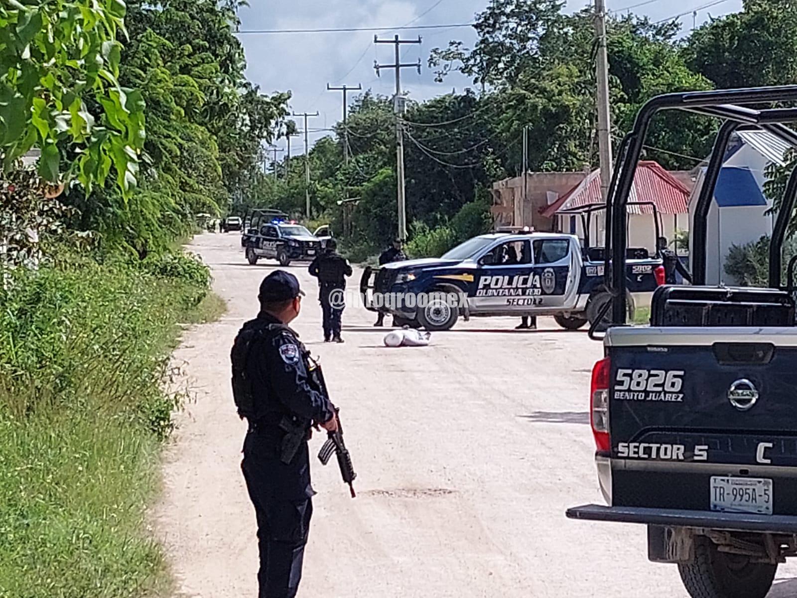 Asesinan a balazos a sujeto en colonia de la periferia de Cancún
