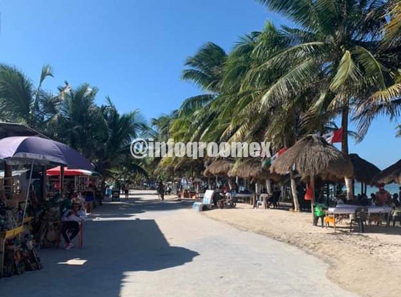 Desalojo en predio cercano a Mahahual termina en zafarrancho con lesionados y niños afectados
