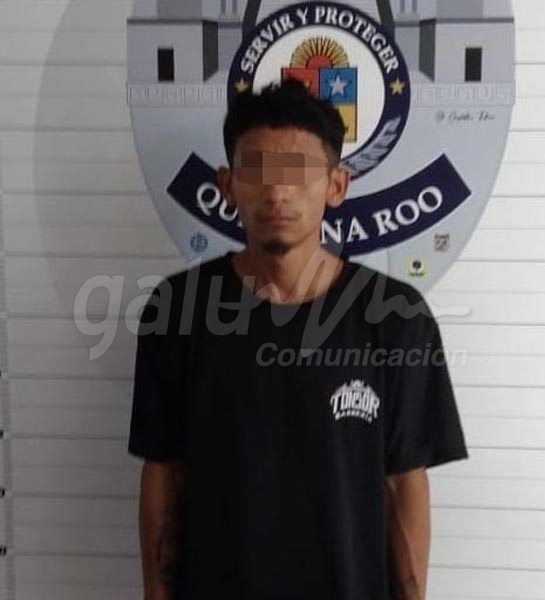 Detienen a sujeto que asesinó a un hombre afuera de supermercado en Cancún