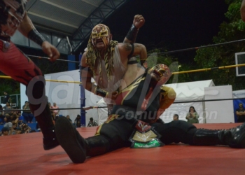 Con función de Lucha Libre en una colonia, festejan el 120 Aniversario de la Fundación de Playa del Carmen