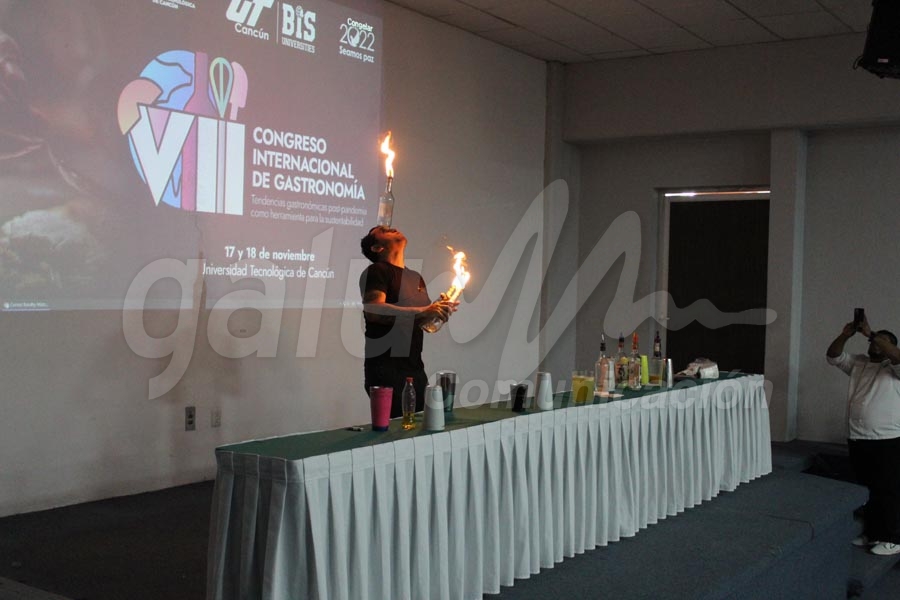 Congreso de Gastronomía aglutina en Cancún a chefs de tres países americanos