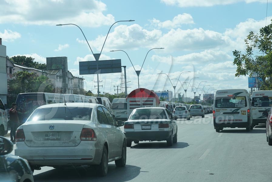 Empresarios de Cancún consideran importante la competencia en materia de transporte