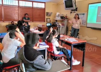 Evitan riesgos psicosociales a jóvenes de zona maya