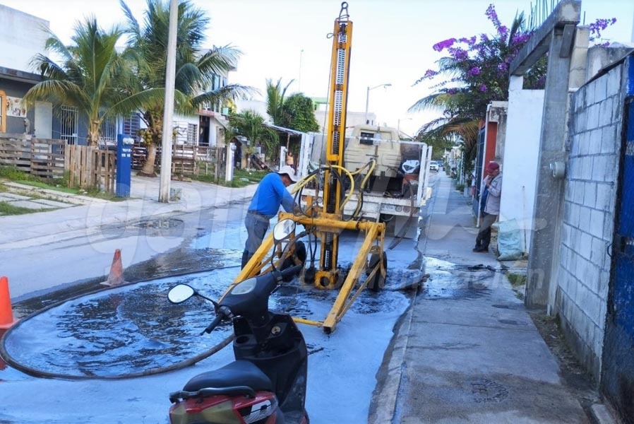 Atienden red de pozos de absorción en Puerto Morelos