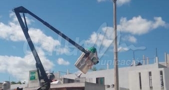 Ayuntamiento de Puerto Morelos fortalece seguridad con renovación de luminarias