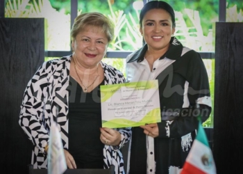 Alcaldesa de Puerto Morelos estrecha relaciones con empresarias de Cancún