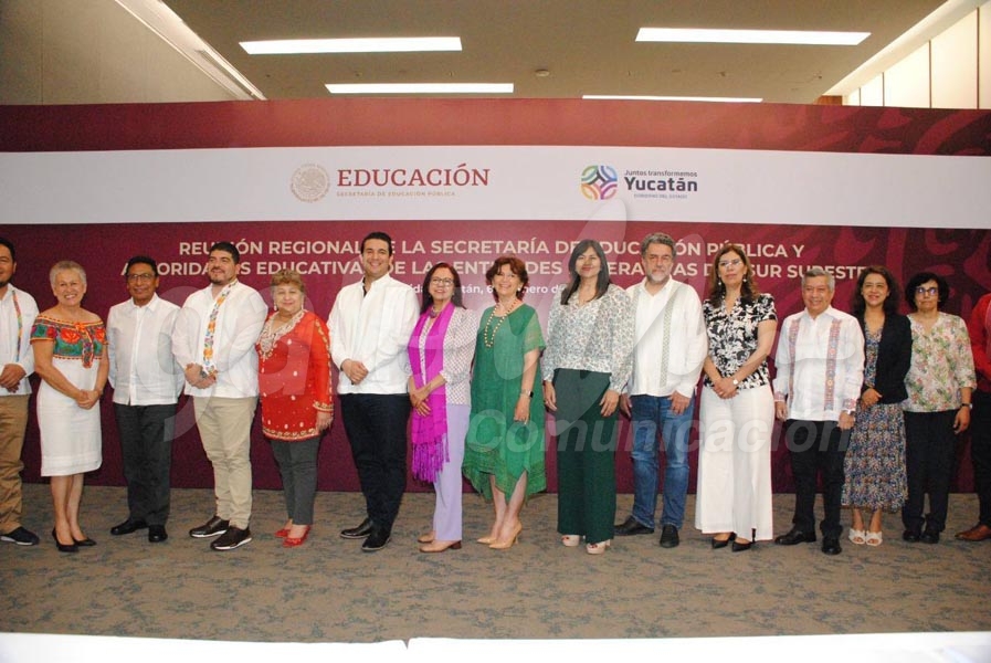 Mérida recibe Reunión Regional de la SEP; asiste su titular Leticia Ramírez