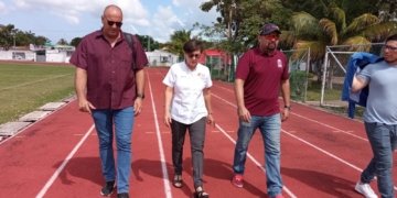 Inspeccionan las pistas de atletismo y triatlón de Cozumel rumbo a los Estatales
