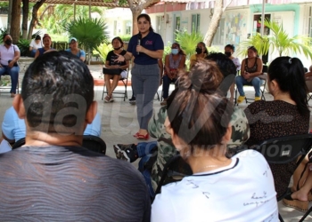 Procuran formación integral de jóvenes de B. Juárez