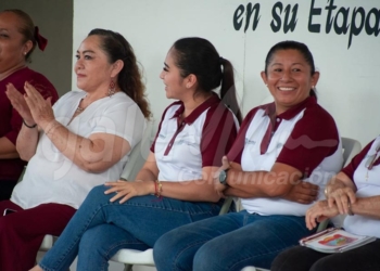 Abanderan a deportistas carrilloportenses
