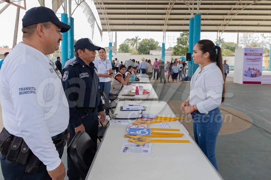 Ayuntamiento apoya a comunidad de Felipe Carrillo Puerto