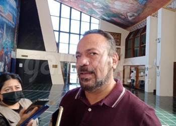 Rechaza Julián Ricalde "super reelección" y traspaso de votos