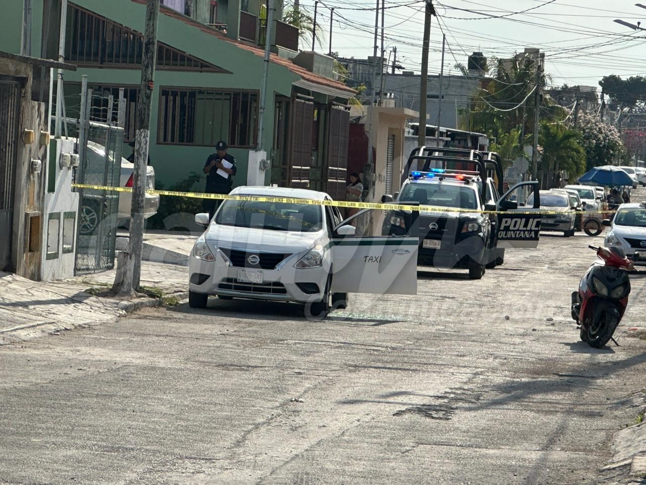 Balean a taxista de Cancún afuera de su casa