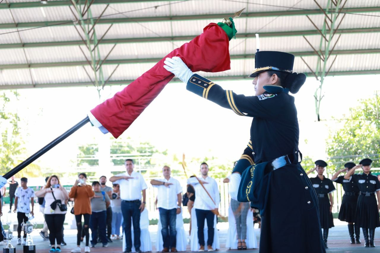 Se reanuda en Cancún concurso de escoltas estudiantiles