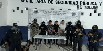 Tres jóvenes, detenidos con más de cien dosis de drogas y armados
