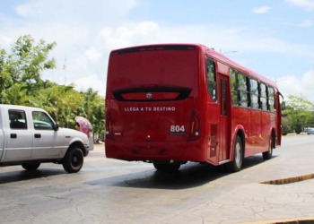 Asesinan a balazos a una mujer en pleno centro de Cancún
