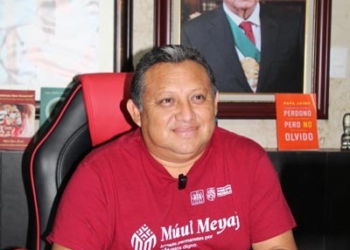 Habitantes de poblado maya en José María Morelos retienen unidad de la CFE
