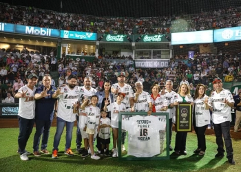 Triunfo melenudo en memorable velada de homenaje a Olíver Pérez
