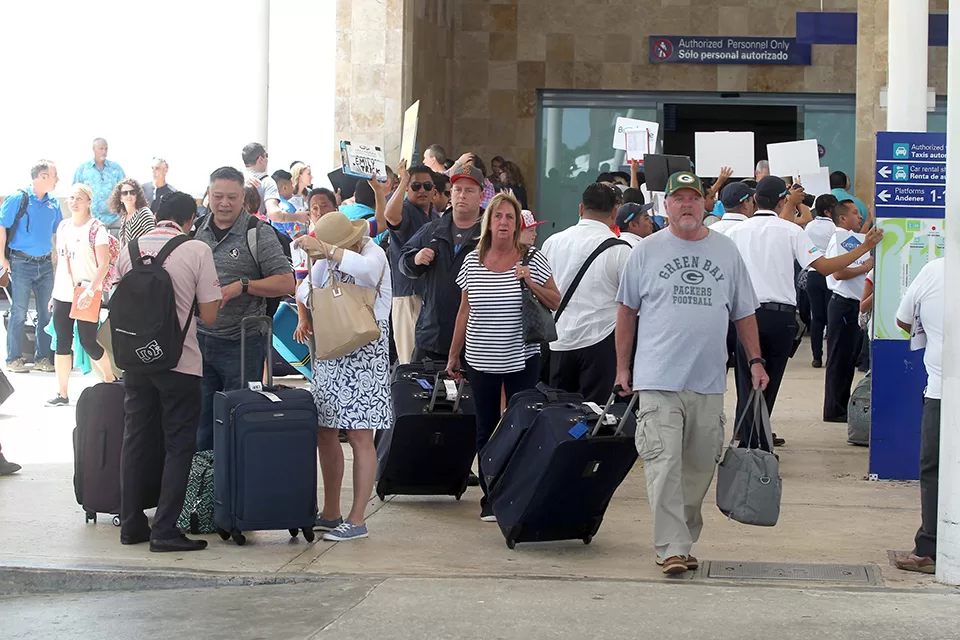 El aeropuerto de Cancún, con 538 vuelos y una conexión con 75 destinos