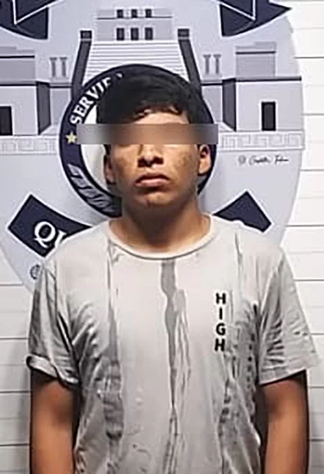 Liberadas 10 personas, tras detener a un joven armado