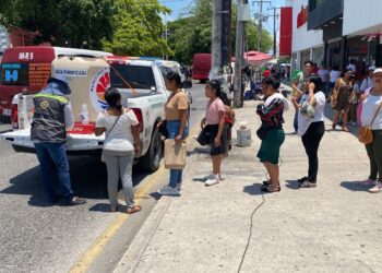 Refuerzan prevención contra golpe de calor en Cancún