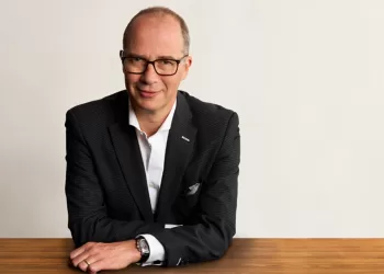 Gerente de hotel de la Riviera Maya recibe distinción internacional