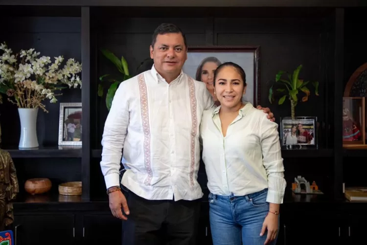 Anuncian inversión para pavimentar e iluminar 7 comunidades de la ruta de los “Chunes”