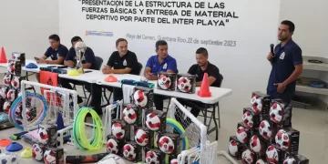 Inter Playa presenta su estructura de Fuerzas Básicas y entrega material deportivo