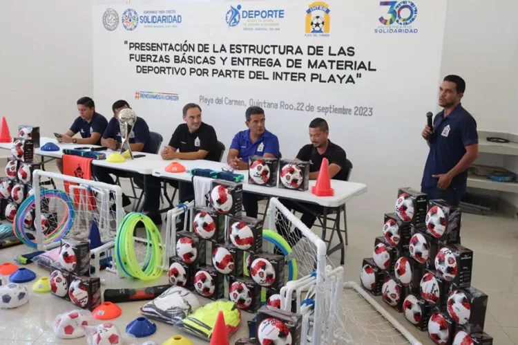 Inter Playa presenta su estructura de Fuerzas Básicas y entrega material deportivo