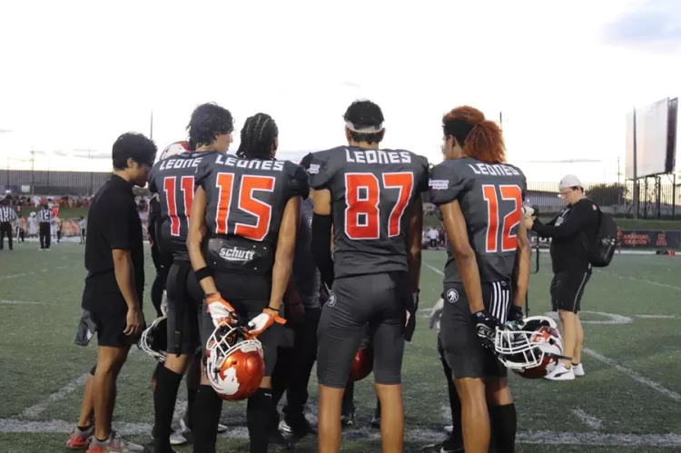 Leones de la Anáhuac se presentan en casa con triunfo de 45-38 ante Búhos Guindas del IPN