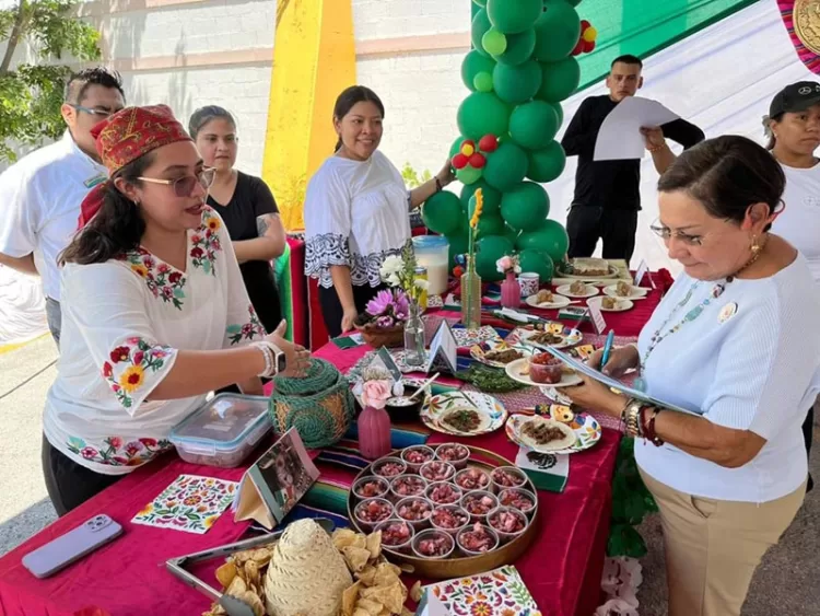 Un éxito muestra gastronómica de cadena hotelera de Quintana Roo entre sus colaboradores