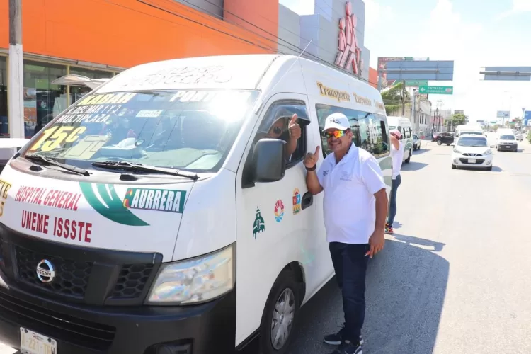 La familia taxista de Cancún es lo más importante para Rubén Carrillo