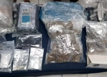 Operativos en Playa del Carmen permiten la captura de 5 personas con armas y drogas