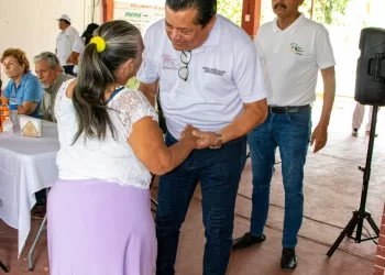 Ofrecer un servicio de calidad, objetivo de Rubén Carrillo como dirigente de los taxistas de Cancún