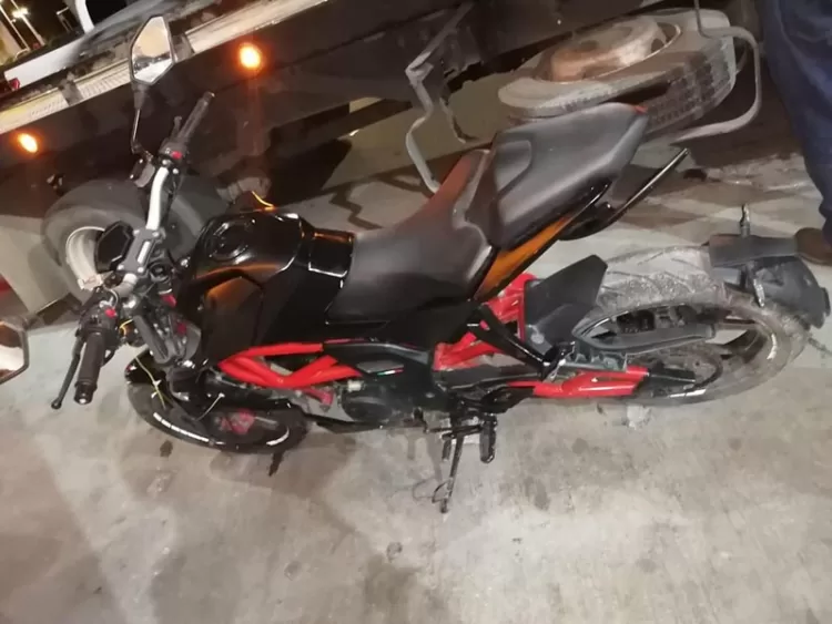 Sorprendido al circular en Cancún con una moto con reporte de robo