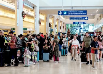 Cierra fuerte noviembre el aeropuerto de Cancún