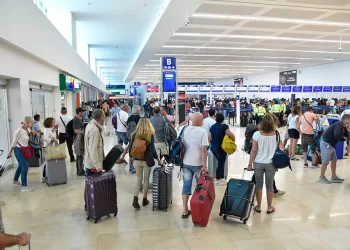 Aeropuerto de Cancún inicia semana con conexión a más de 60 destinos internacionales
