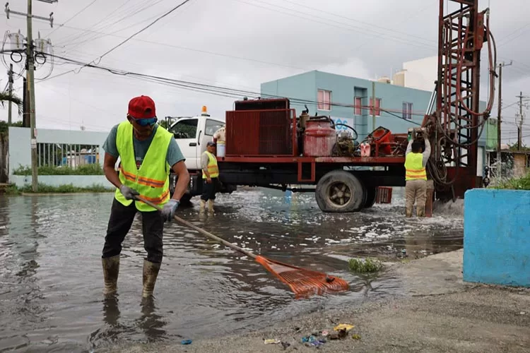 En lo que va del año se desazolvaron cerca de 3,000 pozos de absorción en Cancún