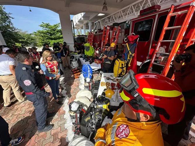 Bomberos de Solidaridad