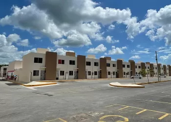 Antes de incrementar el salario mínimo se necesita mejorar los servicios públicos