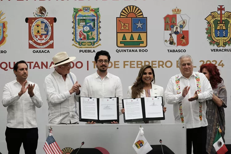 Gobernadores del Sur-Sureste firman acuerdos con EE.UU. para impulsar su crecimiento