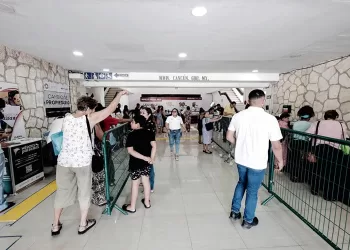 Fallas en servicio eléctrico obligan a suspender la atención en Palacio municipal de Cancún