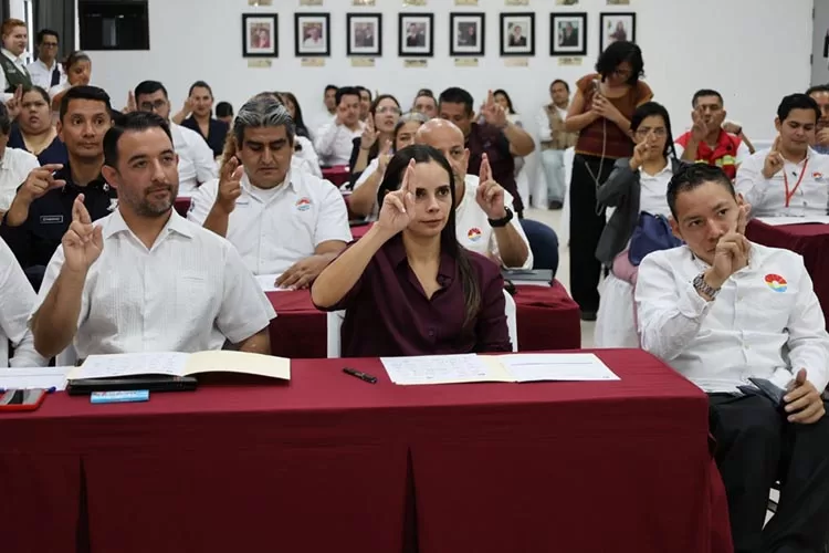 Imparten a servidores públicos curso de Lengua de Señas Mexicana (LSM)