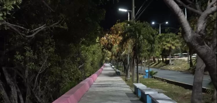 Gobierno de Isla Mujeres impulsa la transformación del andador de la Salina Grande