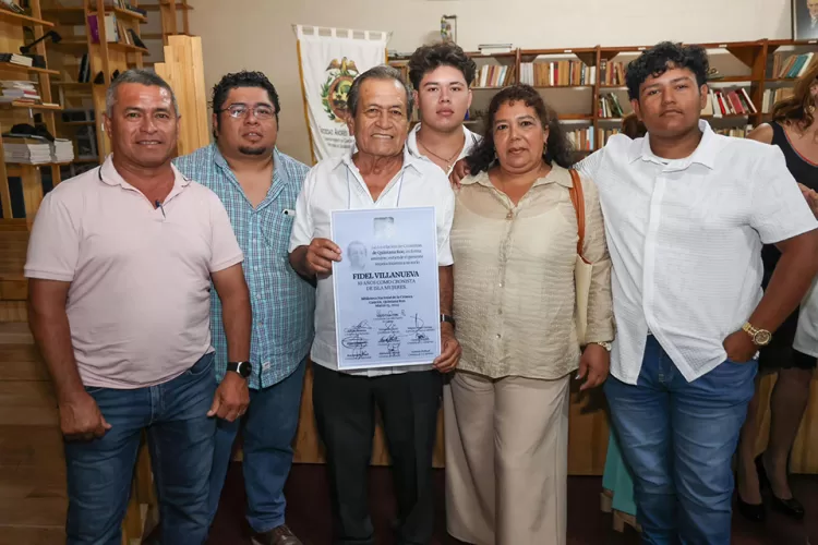 La Asociación de Cronistas de Quintana Roo rinde homenaje a don Fidel Villanueva
