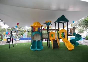 Con nuevos parques infantiles, el Gobierno Municipal fortalece el tejido social
